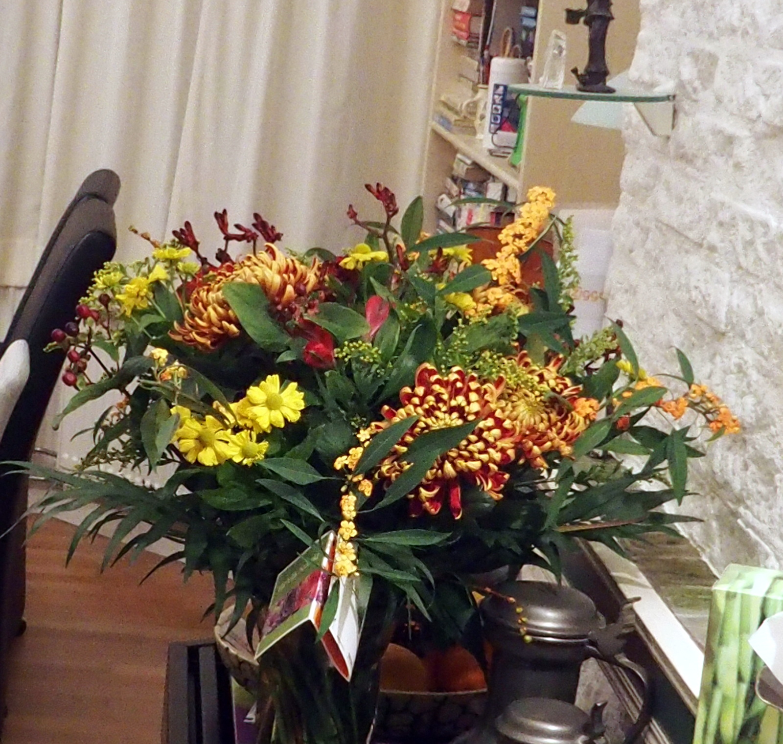 HB270075.JPG